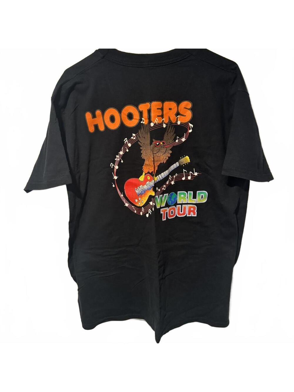 Hooters world tour Nashville TN 1990s